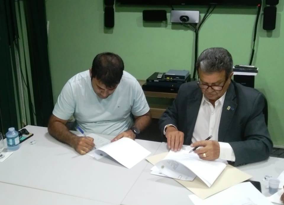 Prefeito assina Termo Cooperação Técnica com o SENAR (Serviço Nacional de Aprendizagem Rural).